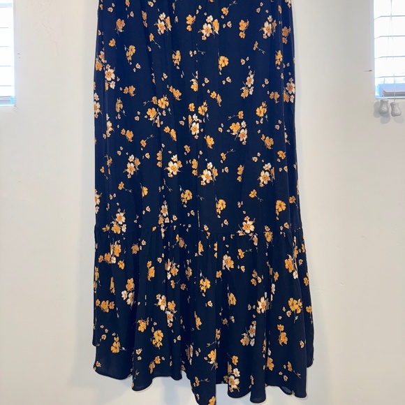 Wrap Around Floral Skirt - Picture 3 of 11